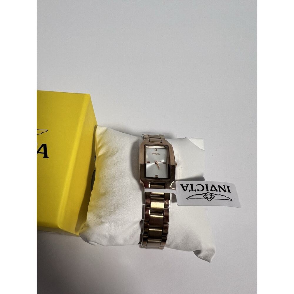 New Invicta Rose Gold Rectangular Watch – Sleek, Sophisticated & Timeles